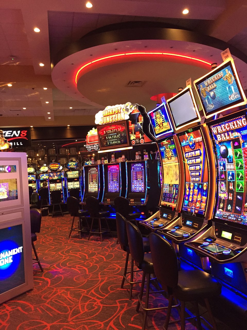 25 Questions You Need To Ask About slot machine